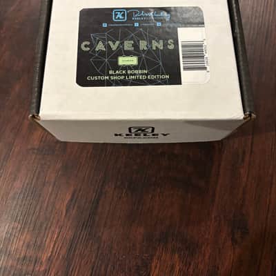 Keeley Caverns Reverb / Delay V2 Custom Black Bobbin image 4