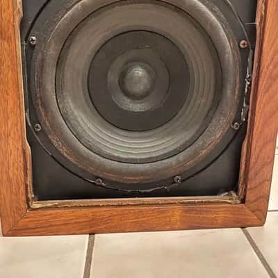 Pair of Acoustic Research AR-3 Floor Speakers - Walnut image 7