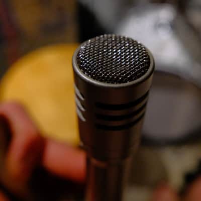 Older Shure SM81 Small Diaphragm Cardioid Condenser Microphone image 3