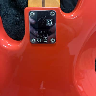 Fender Jazz Bass Player Plus Series 2021 - Fiesta Red image 11