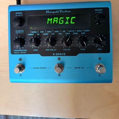 IK Multimedia AmpliTube X-Space 2021 - Blue image 1