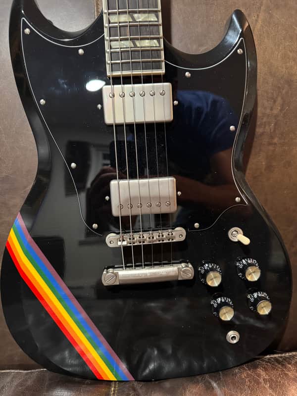 Frank Brothers Radar Leandra Earl signature 2024 the beaches - Black with rainbow comp stripe image 1