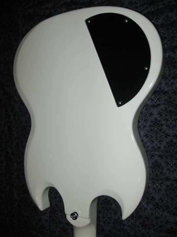 White MIJ Photogenic SG with Gibson deluxe tuners and open book
