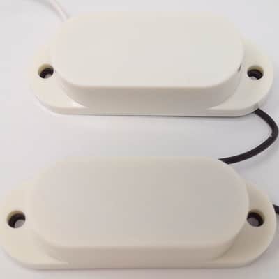 True Custom Shop® Parchment Cover Vintage Style Bullet Pickup Set for Fender Mustang Bass Guitars image 2