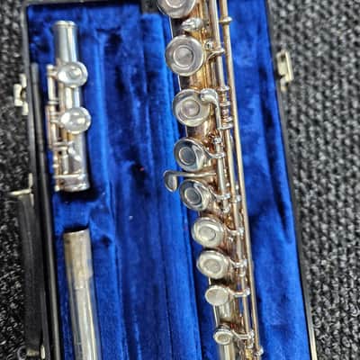 Gemeinhardt 2SH Conservatory Student Flute w/ Solid Sterling Silver Head Joint image 13