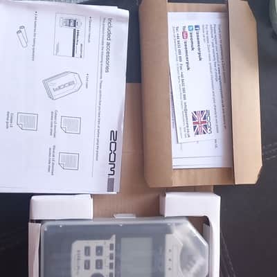 Zoom H4n PRO Handy Digital Multitrack Recorder 2010s - All Black image 8