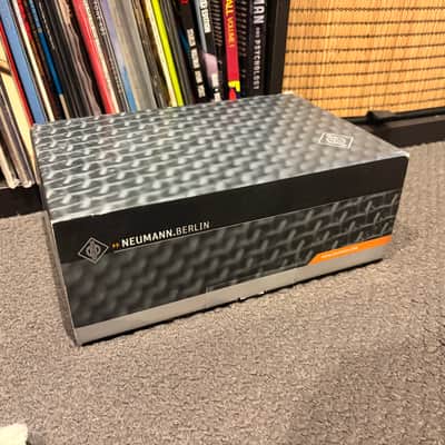 Neumann TLM 102 mt Studio Set with Shockmount 2013 - Present - Matte Black image 3