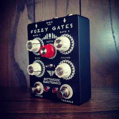 Mattoverse Electronics Fuzzy Gates 2020s - Black image 3