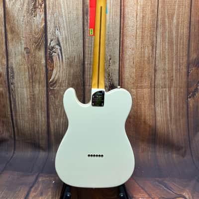 Fender American Professional II Telecaster - Olympic White image 3