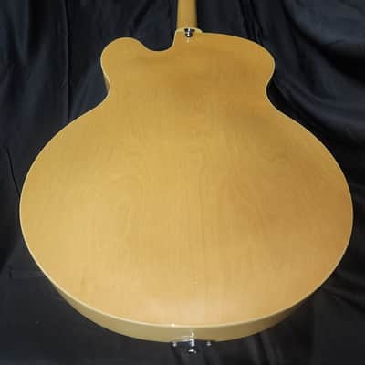 Hagstrom HJ500 Natural Gloss Hollow Body Electric Guitar – Jazz Archtop – Dual Humbuckers – Hardshell Case 2000s - 2010s - Natural Gloss Top with Dark Figured Back & Sides image 2