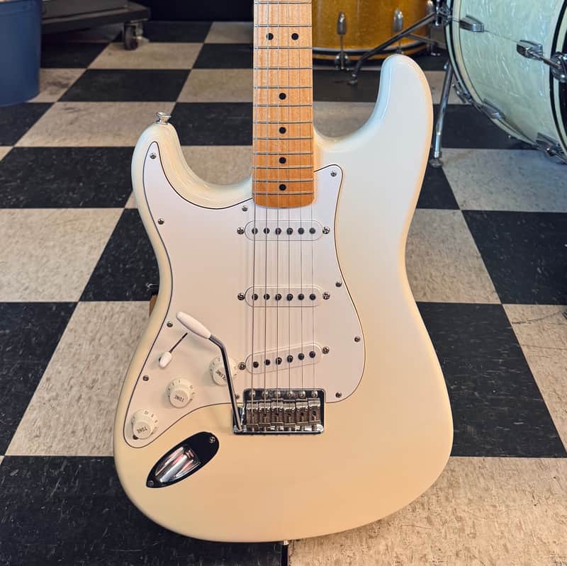 Fender Jimi Hendrix Artist Series Tribute Stratocaster 1997 - 2000 Olympic White image 1