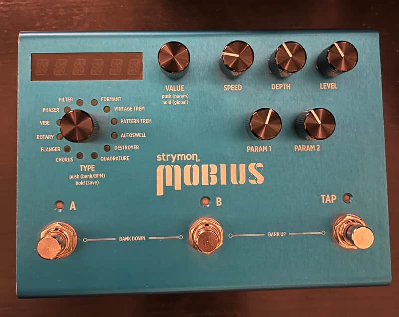 Strymon Mobius