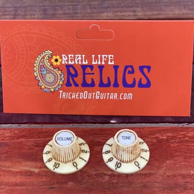 Real Life Relics Fender® Style Aged Off White 65 Jazzmaster® Witch Hat Knobs 2 pack 24 Spline   [DM8]