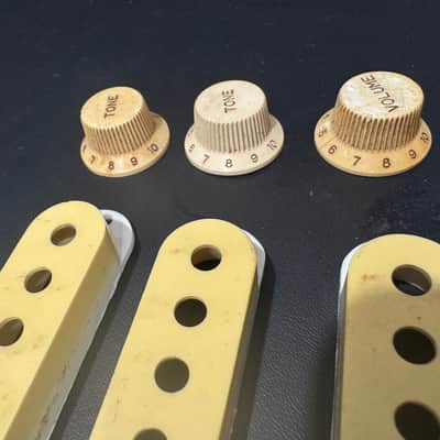 Vintage 1980's Fender Stratocaster Pickup Covers and knobs Fujigen Relic image 6