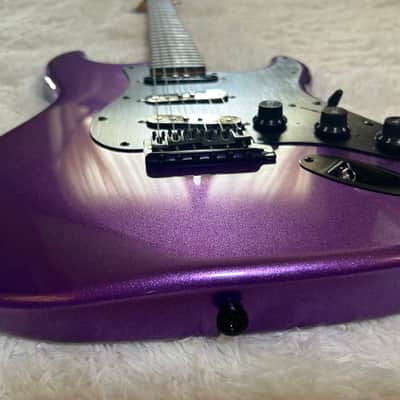 Metallic Purple Stratocaster - Custom Built - Black Hardware - Seymour Duncan Pickups - Blender Mod image 8