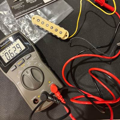 Fender 62 Jaguar Bridge Pickup Made in USA 2025 - Parchment image 3