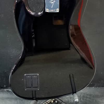 Fender Player II Modified Active Jazz Bass with Rosewood Fretboard - Dusk w/FREE Pro Set Up image 6