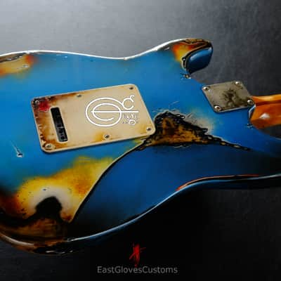Fender Stratocaster Special Edition HSS Pelham Blue/Sunburst Heavy Aged Relic by East Gloves Customs image 8