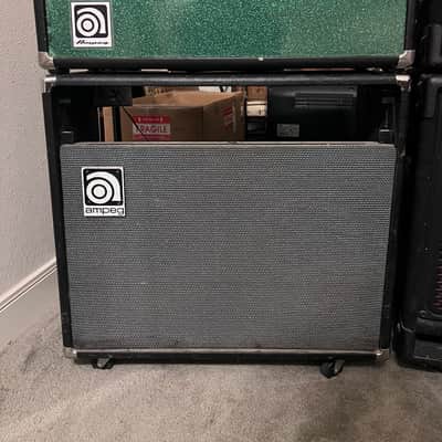 Ampeg V-4/vt-22 100 w amp and BXT cabs image 2