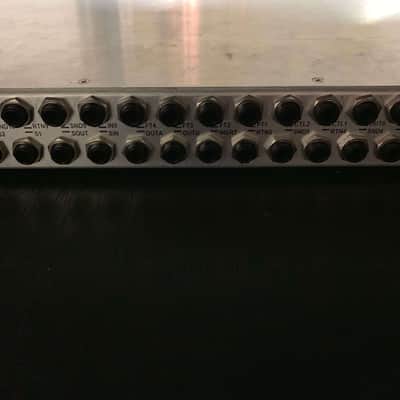 Axess Electronics RX1 MIDI controlled effects router/switcher image 8