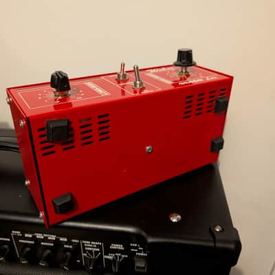 Weber Mass Lite 100-Watt Attenuator 2010s - Red image 3