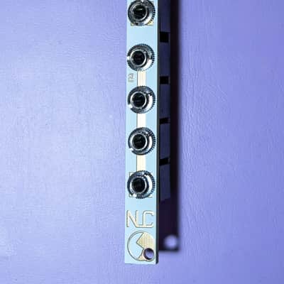 NLC Nonlinearcircuits – This 2 Shall Pass – Eurorack Mult image 1