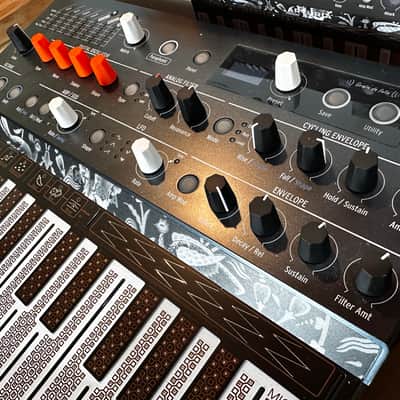 Arturia Microfreak Synth - Mint In Box!