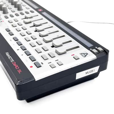 Novation Remote Zero SL Owned by Muse image 2