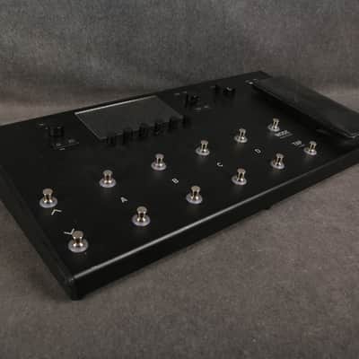 Line 6 Helix LT Guitar Processor - 2nd Hand image 3