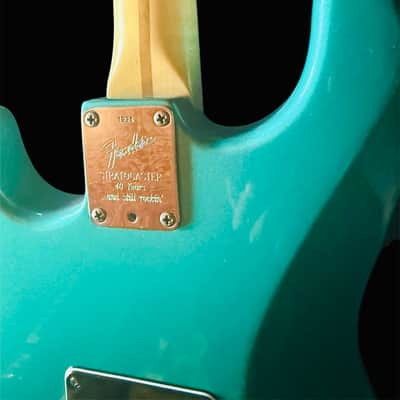 Fender 40th Anniversary American Standard Stratocaster with Maple Fretboard 1994 - Caribbean Mist image 6