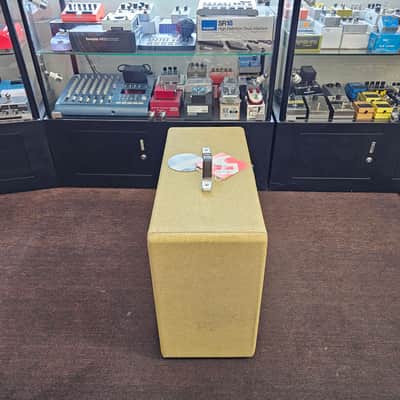 Fender Deluxe Extention Cabinet 1x12 image 4