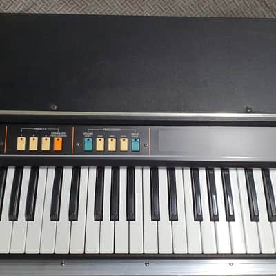 Roland VK-1 ✅ Legendary 70s Transistor Combo Organ ✅ Authentic Warm Analog Drawbars ✅ Fully Checked & Cleaned ✅ Built-in Rotating Speaker Simulator ✅ Worldwide Shipping - Roland VK1 image 6