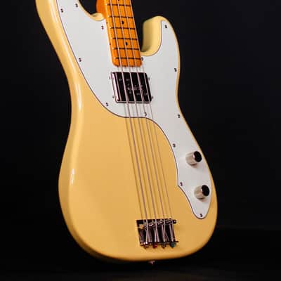 Squier Classic Vibe Telecaster Bass, Maple FB, Vintage White image 4