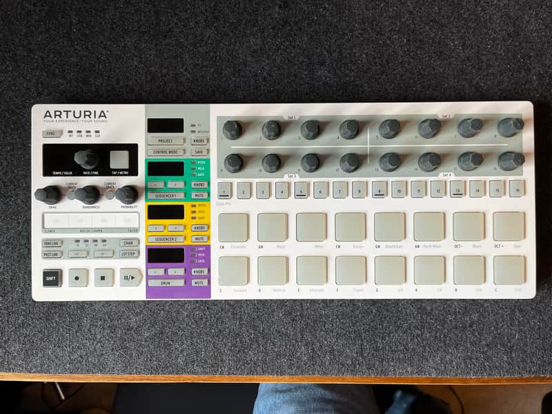 Arturia BeatStep Pro MIDI Controller 2017 - Present - White image 1
