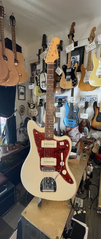 Fender Jazzmaster 1961 - refin image 1