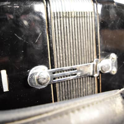 Guerrini Company 2/4 Student Accordion image 8