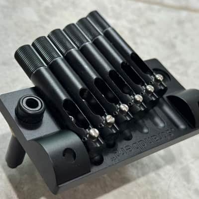 STRANDBERG TREMOLO/Bridge 6 String UP/DOWN in Black image 3