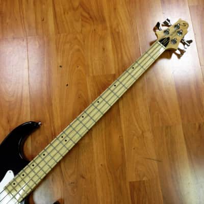 Samick Bennett Corsair Bass Guitar image 7