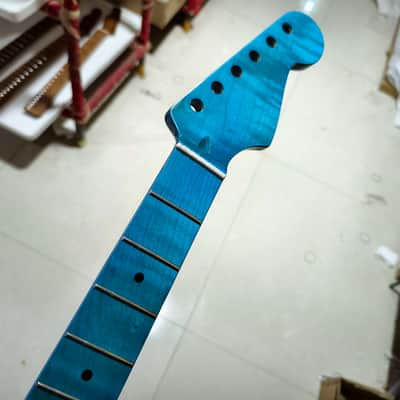 Strat Flamed Maple Guitar Neck, 21-Frets image 1