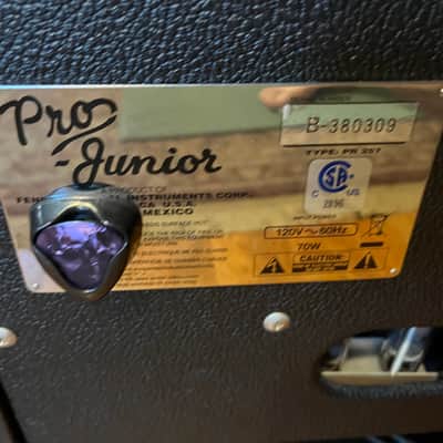 Fender Pro Junior 15-Watt 1x10" Guitar Combo 2002 - 2010 - Black image 5