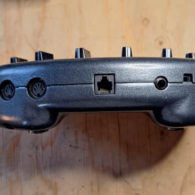 Line 6 Bass POD Multi-Effect and Amp Modeler 2001 - 2003 - Black image 3
