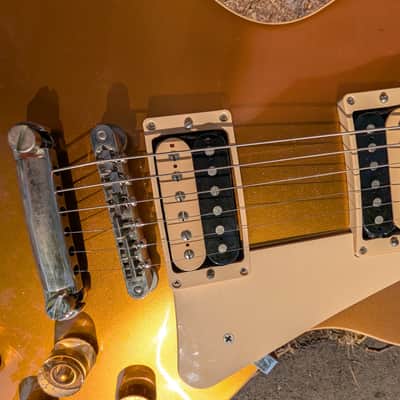 Gibson Les Paul Classic 2017 - Goldtop image 16