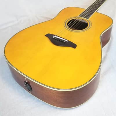 Yamaha FG-TA TransAcoustic Dreadnaught Guitar; Solid Spruce Top, Mahogany B/S, Vintage Tint image 4