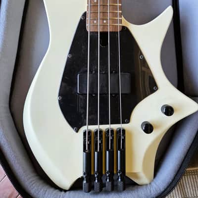 HILs NEXT HNB3 Short Scale Bass Guitar Headless wGig Bag White image 1
