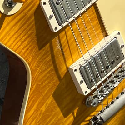2025 Gibson Custom Shop 1959 Les Paul Standard Reissue R9 – Lemon Burst Murphy Lab Ultra Heavy Aged – Incredible Flame Top image 14
