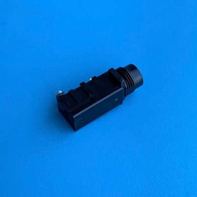 CASIO LK-92TV LK-100 Keyboard Part: TS Sustain Pedal Input Mono 3-Pin Socket image 3