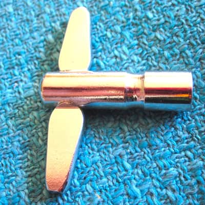 Drum Key - NOS image 2