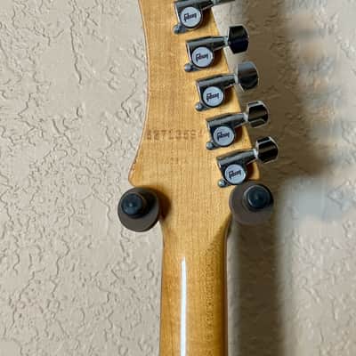 Gibson Corvus III 1982 - 1984 - Orange image 21