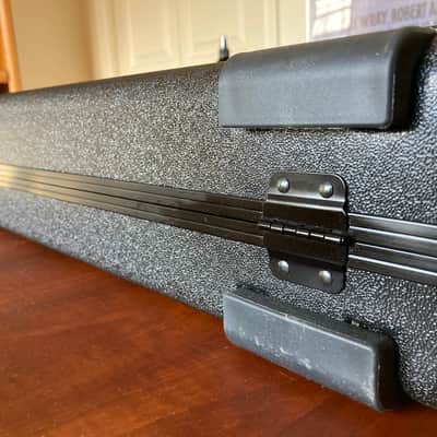 Fender Deluxe Molded P/J Bass Case image 7