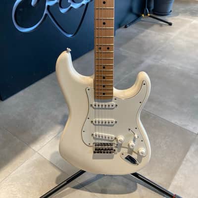 Fender Stratocaster Mex Standard chitarra olympic white image 4